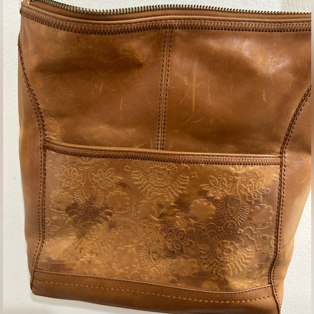 The Sak Iris Crossbody Bag (vegan!)